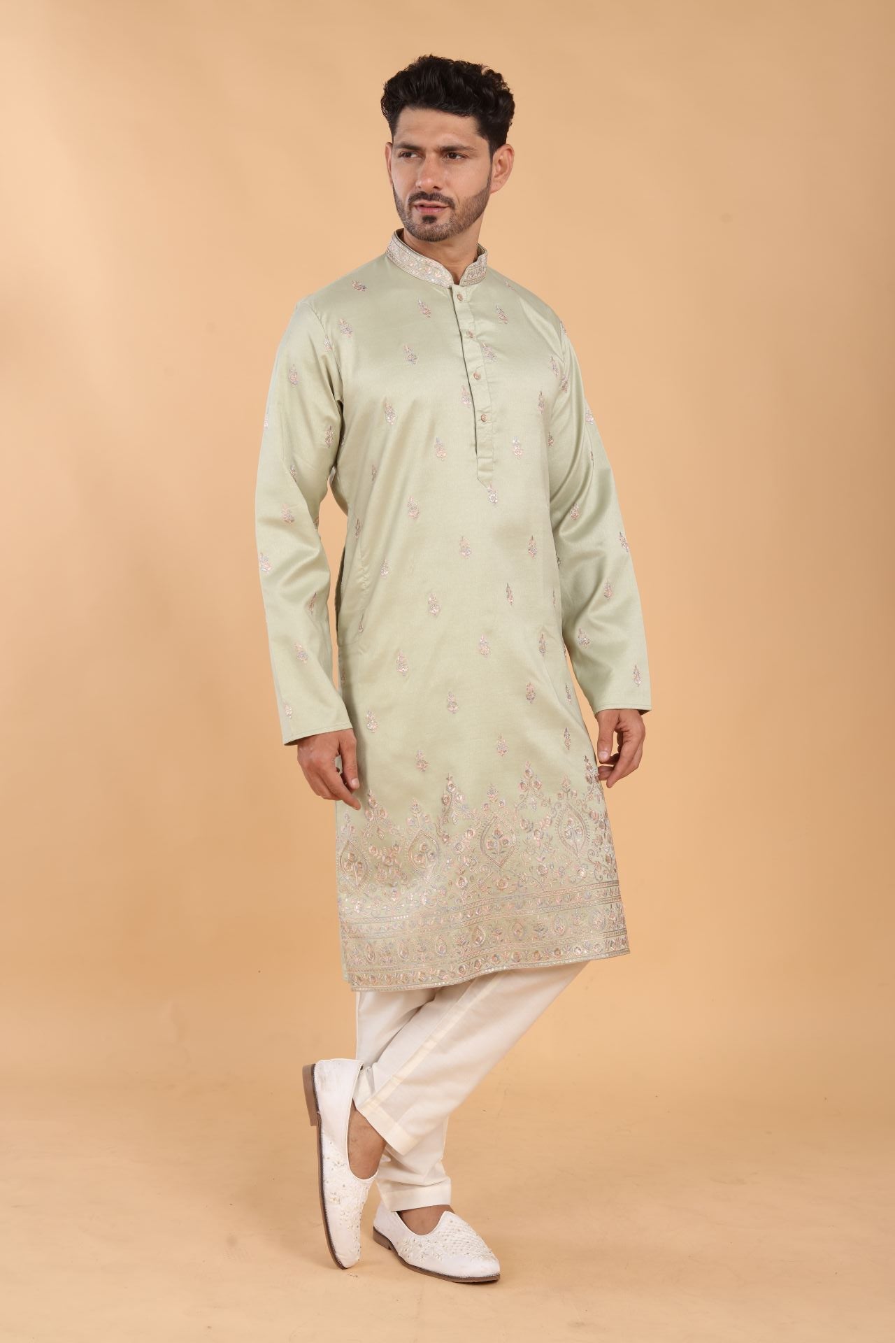 Pista Majesty Kurta