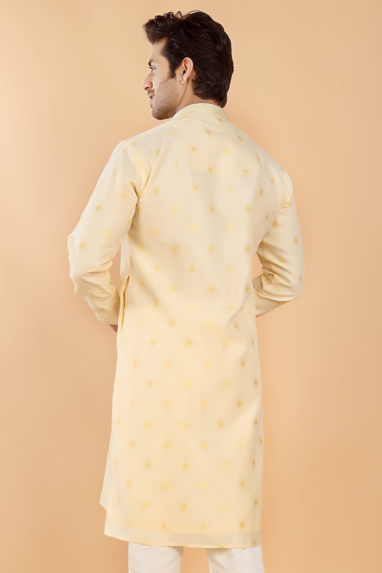 Sunehri Buta Kurta