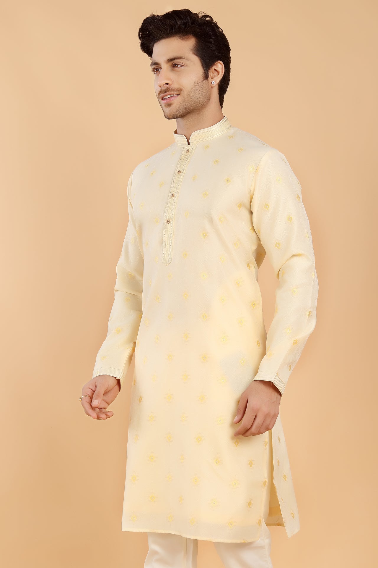 Sunehri Buta Kurta