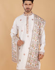 Ivory Kurta Set with Butti Motifs