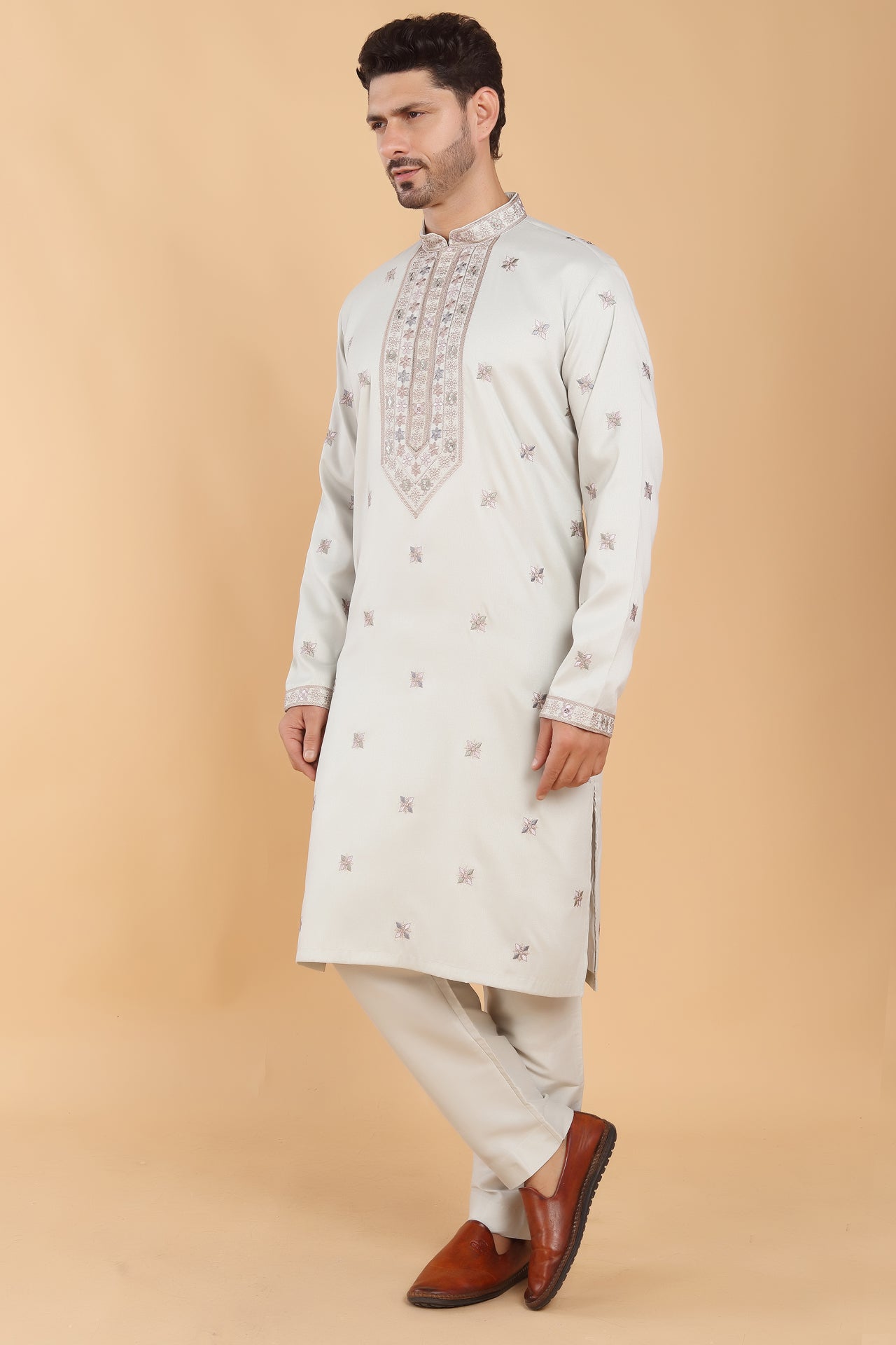 Minty Kurta with That Subtle Spark