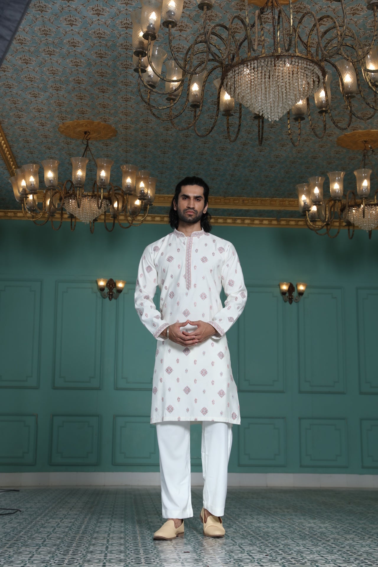 White Butti Embroidered Kurta