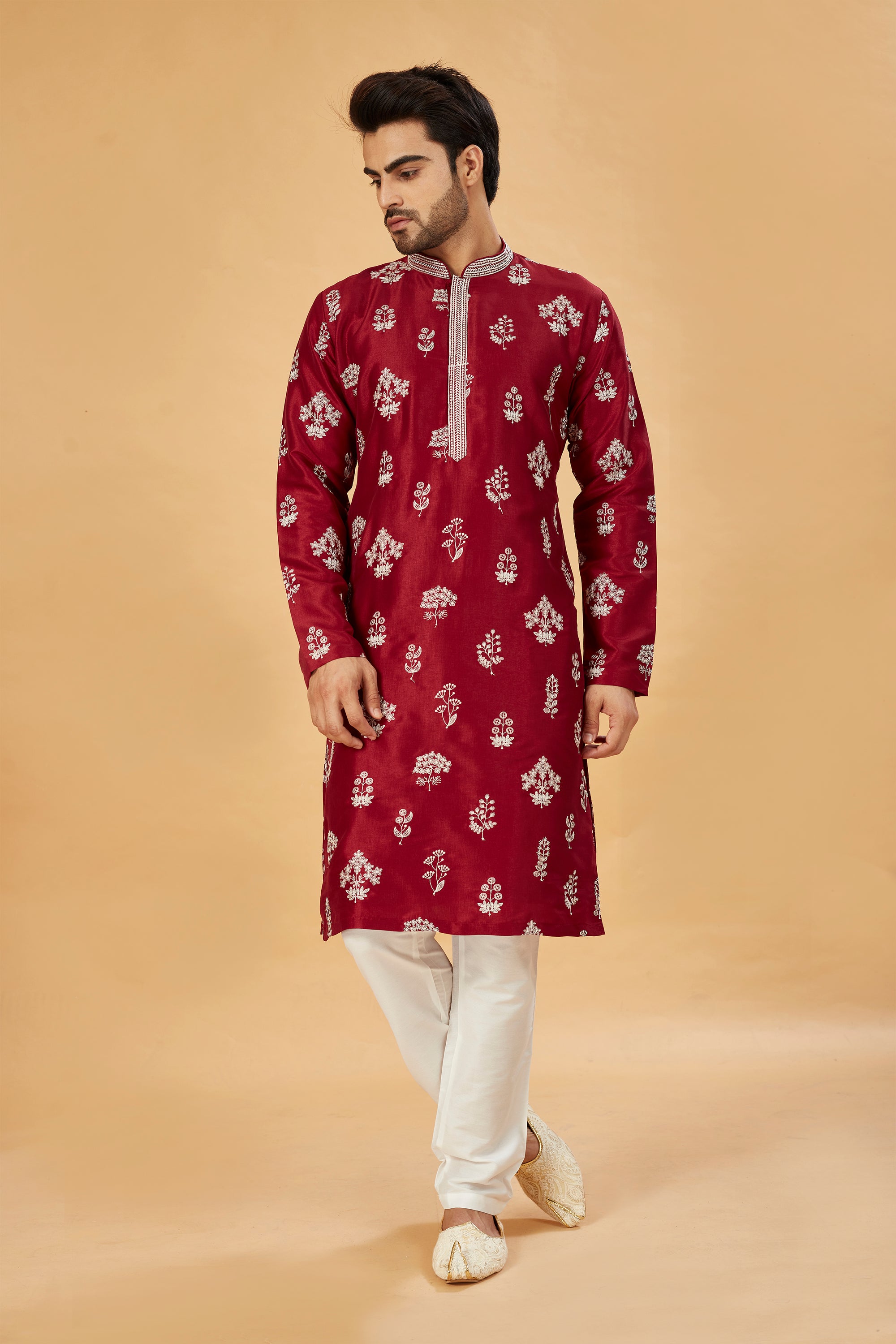 Maroon kurta with white motif work