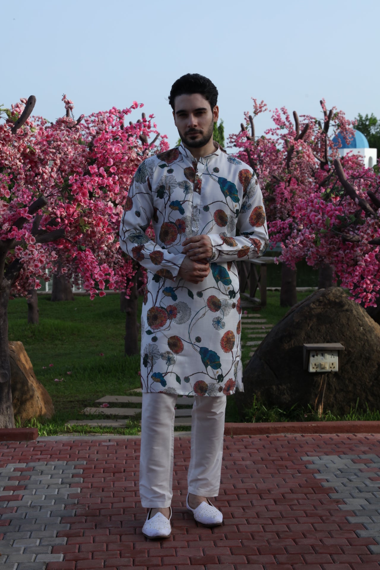Cream Printed Kurta with Birds &amp; Bloom Motifs